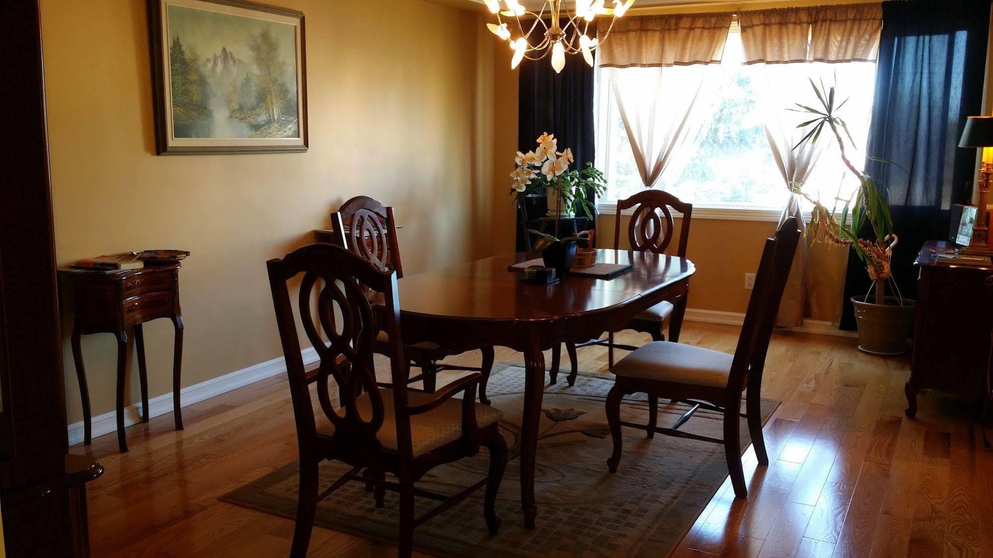 Eileen'S Bed & Breakfast/Guest House Hay River Eksteriør bilde